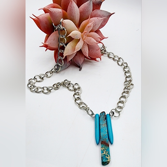 Turquoise color stones, circle link chain,stainless steel link, 26inch, - Picture 3 of 3